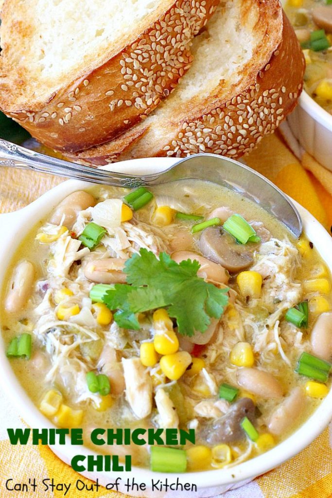 White Chicken Chili | Can't Stay Out of the Kitchen | We love this amazing #TexMex #soup. It's the perfect  #chili for cold, winter nights. Healthy &  #glutenfree. #chicken