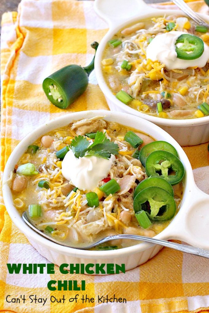 White Chicken Chili | Can't Stay Out of the Kitchen | We love this amazing #TexMex #soup. It's the perfect  #chili for cold, winter nights. Healthy &  #glutenfree. #chicken
