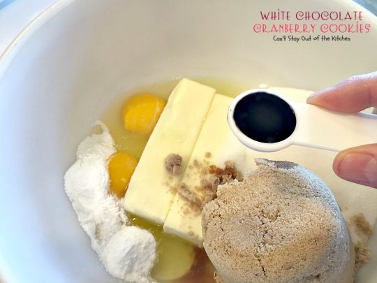 White Chocolate Cranberry Cookies | Can't Stay Out of the Kitchen | this fabulous #dessert is one of our favorite #holiday #cookies. #whitechocolatechips and #craisins make this #oatmealcookie spectacular. #chocolate
