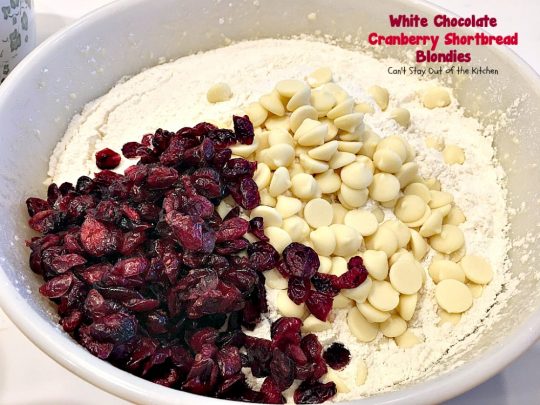 White Chocolate Cranberry Shortbread Blondies | Can't Stay Out of the Kitchen | we give out #Christmas #cookies every year and these were one of the favorites. Exceptionally good & easy to make. #dessert #chocolate #craisins