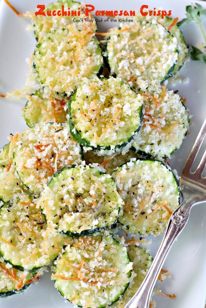 Zucchini Parmesan Crisps | Can't Stay Out of the Kitchen | this amazing #zucchini side dish is quick, easy and delicious. Everyone loves it. #parmesancheese